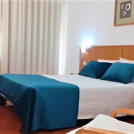 Santa Cruz Otel