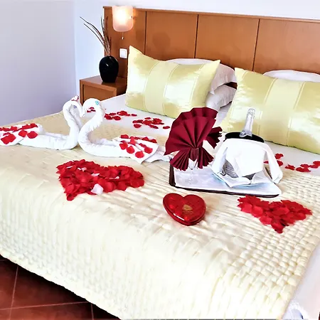 Hotel Santa Cruz 3*