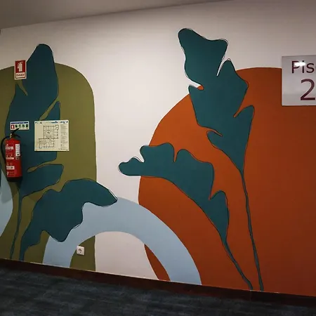Hotel Santa Cruz Silveira (Lisbon)