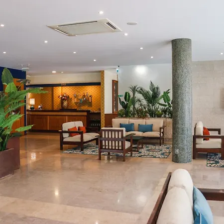 Santa Cruz Hotel Silveira (Lisbon)