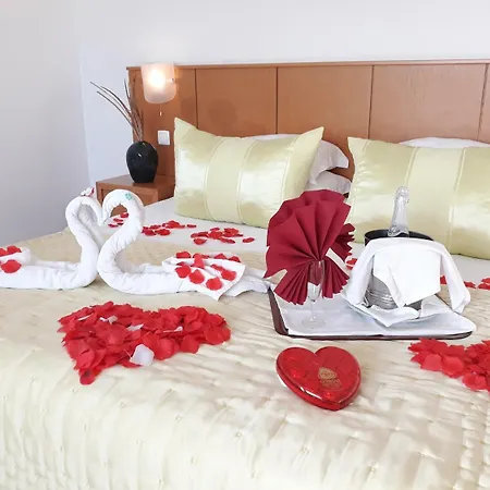 Santa Cruz Otel 3*