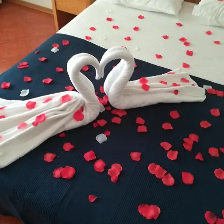Santa Cruz Otel