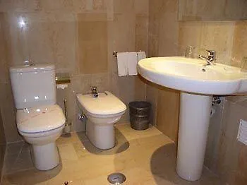 Hotel Santa Cruz 3*