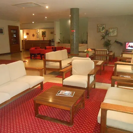 Hotel Santa Cruz Silveira (Lisbon)